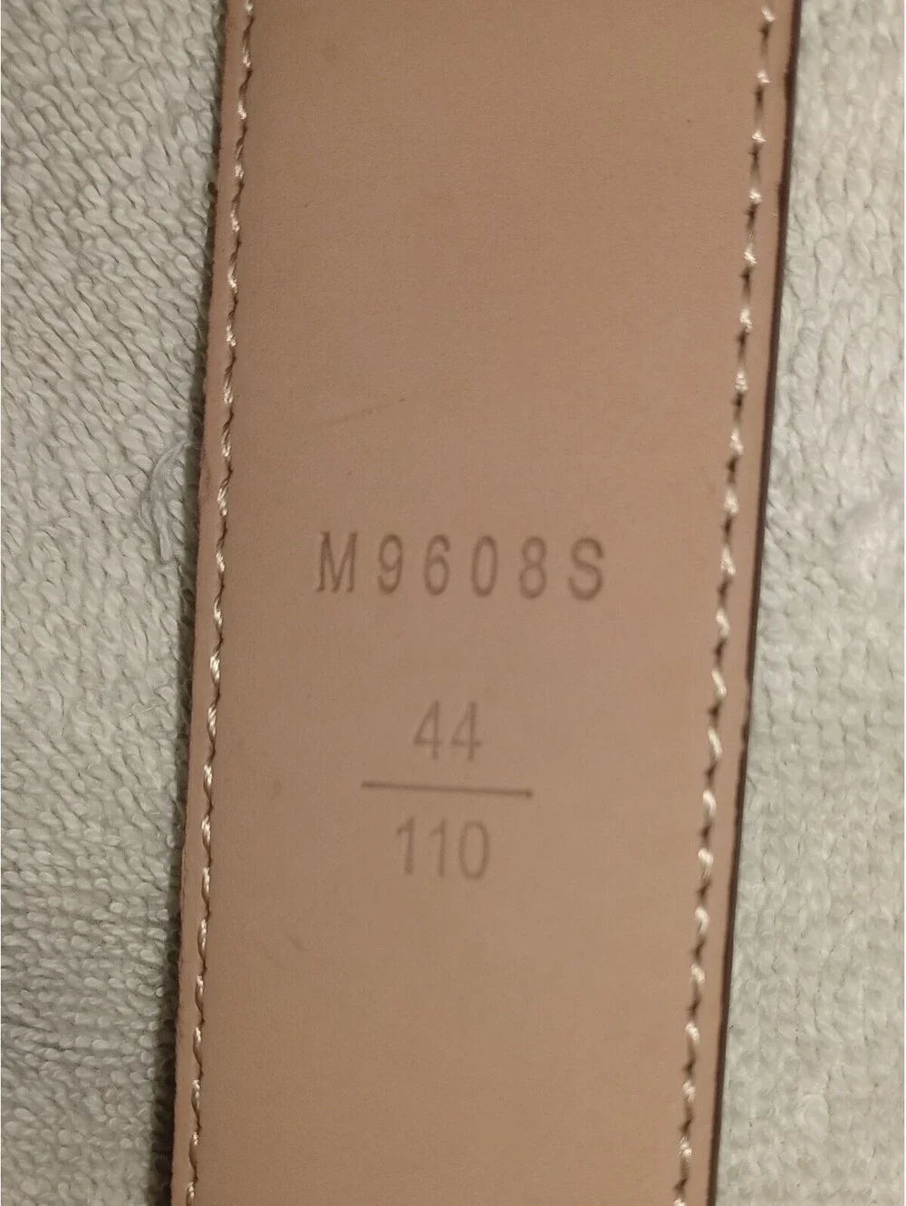 Louis Vuitton Monogram Men's Belt Brown Black 44/110 M9608S Spain Gold buckle